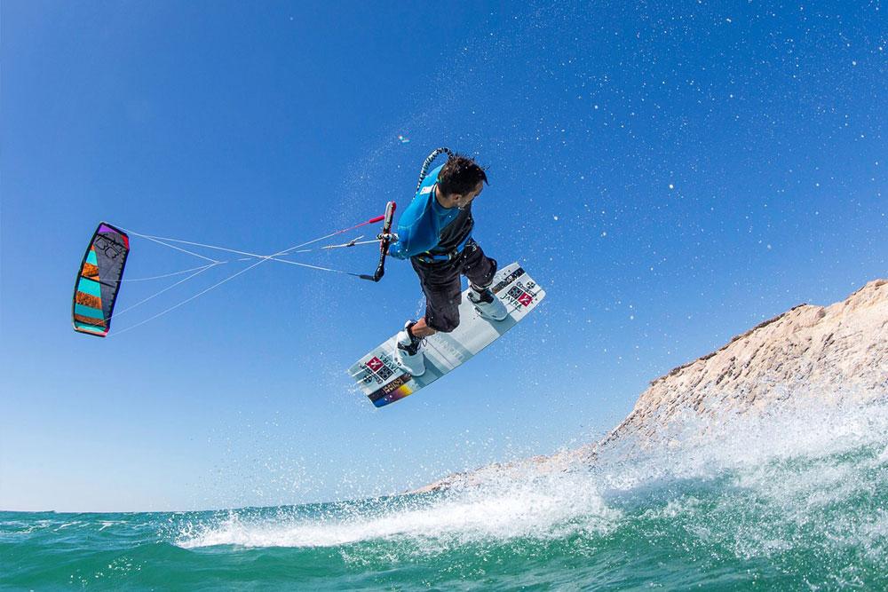 paz Intolerable aventuras Qué es el KiteSurf?: El surf impulsado por el aire.